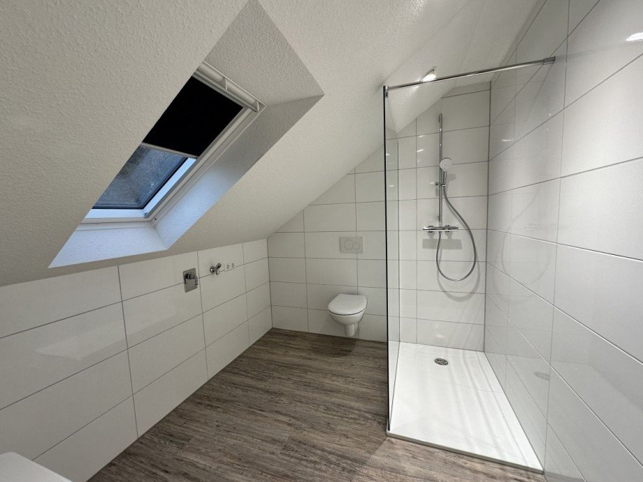 BAD I Dachgeschosswohnung Geeste - Gr. Hesepe